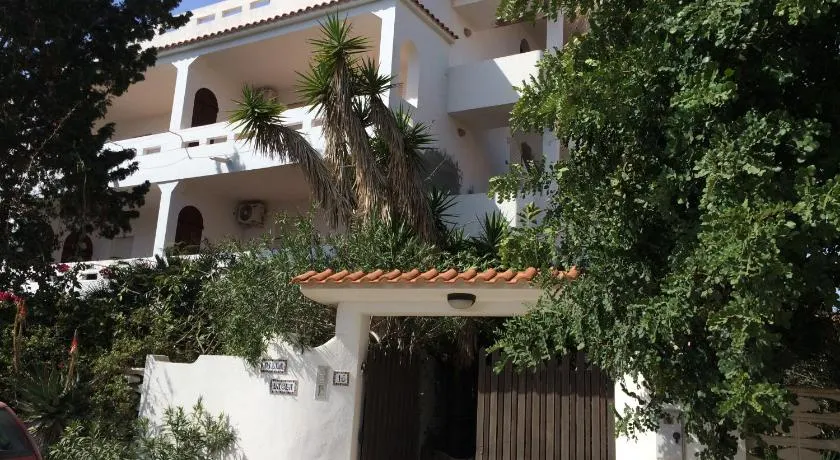 Villa Dacla - Image 1