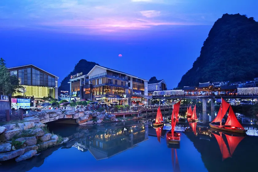 Yangshuo Yitian West Street Hotel - Image 1