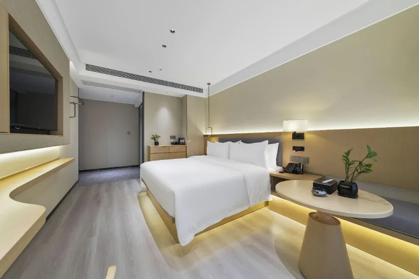 Rong Hotel - Image 1