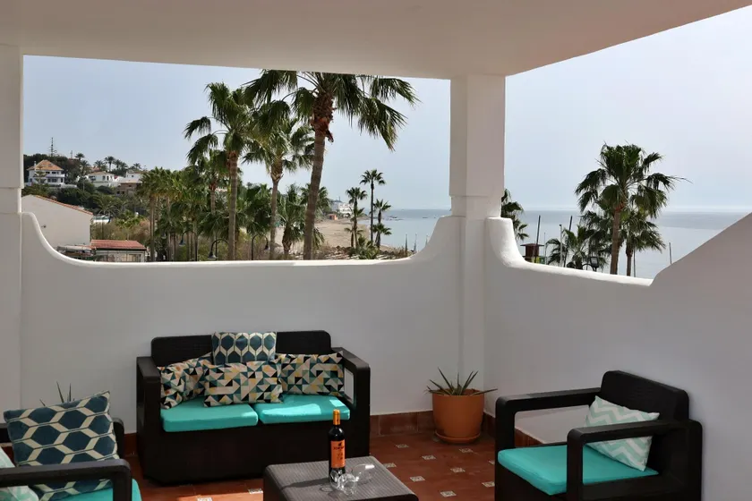 Apartment with sea views in La Cala de Mijas - Image 1