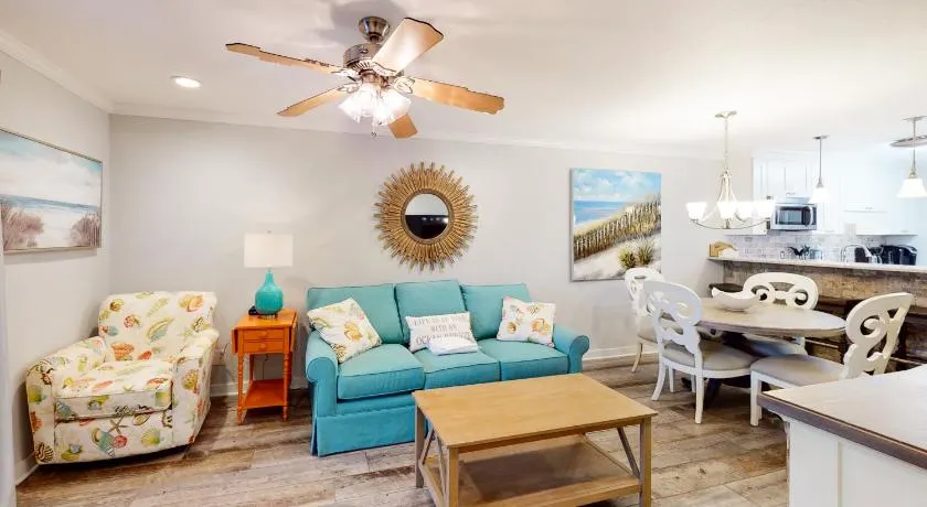 Tradewinds 21 - Coastal Charm - Image 1
