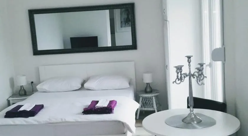 Apartman Park - Image 1