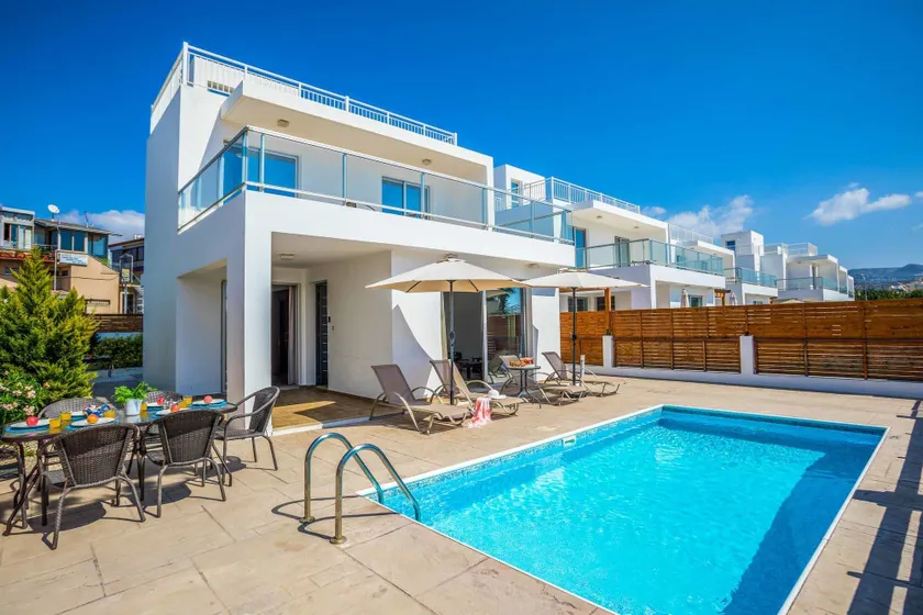 Villa White Daisy - Tres Habitaciones Villa, Capacidad 6 - Image 1