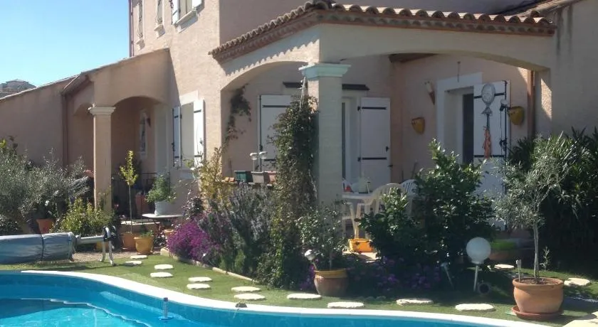 Chez Patrick Roujan - Image 1