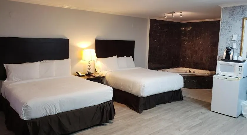 Regency Inn & Suites - Image 1