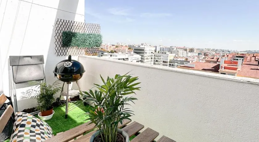 Apartamento com terraço em Lisboa - Image 1