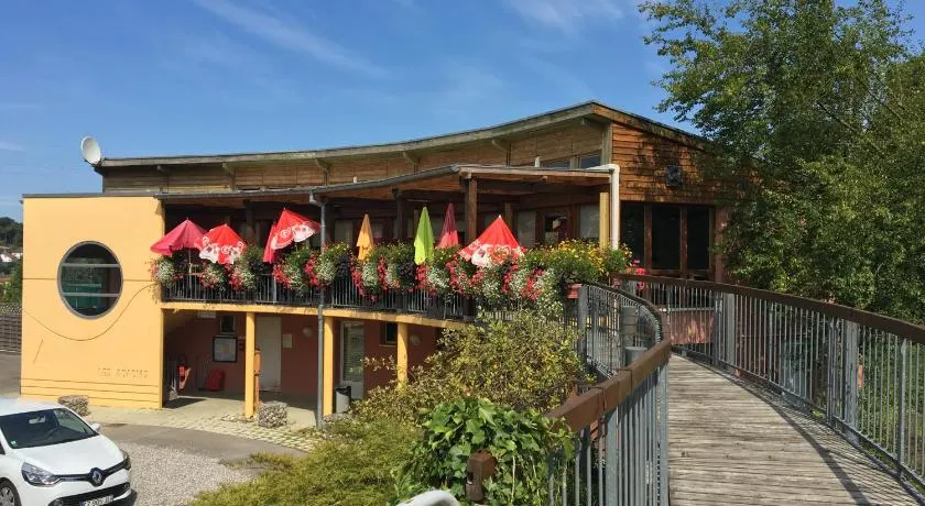 Camping les Acacias - Image 1