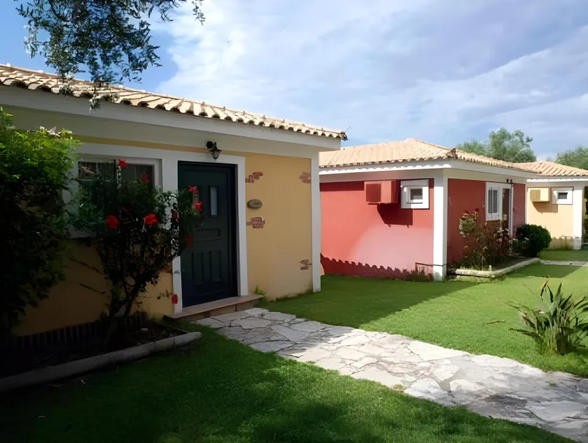Ilyessa Cottages - Image 1