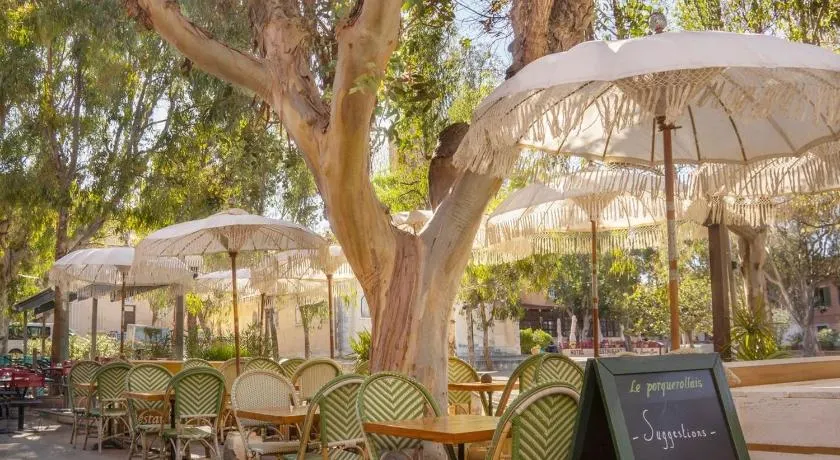 Hôtel Le Porquerollais - Image 1