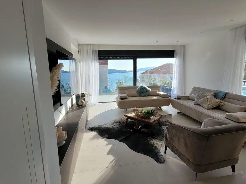 Villa Oasis - Image 1