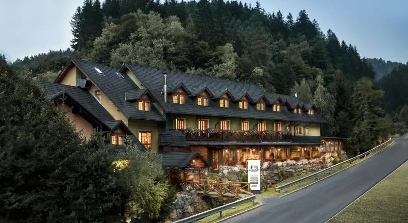 Hotel in restavracija Pod Roglo - Image 1