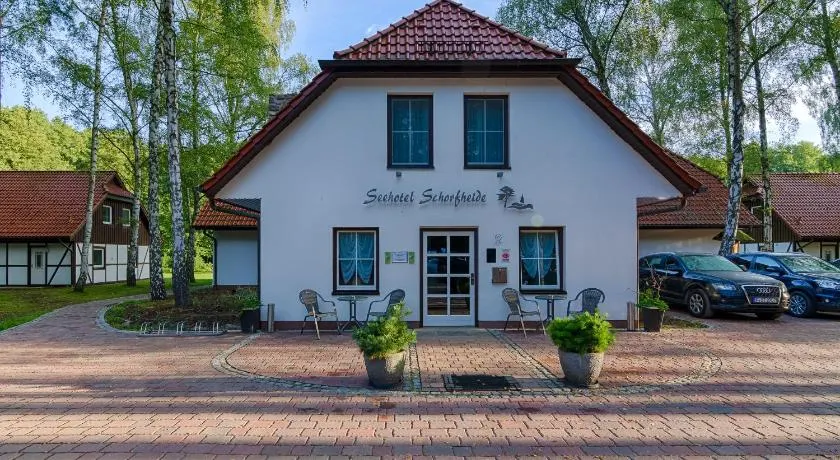 Seehotel Schorfheide - Image 1