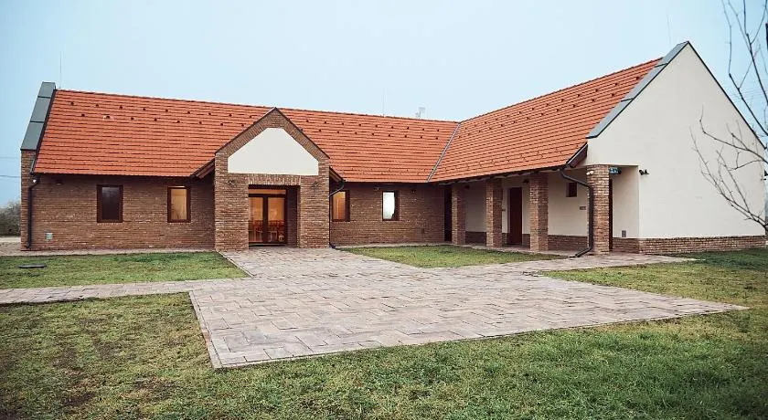 Vadvirág Vendégház - Image 1