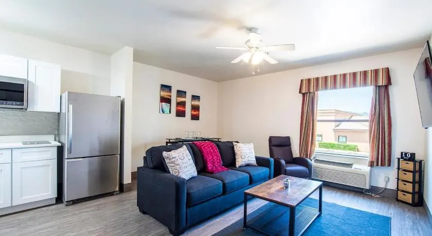 Vistas 202- Modern Sierra Vista 1bd great location - Image 1