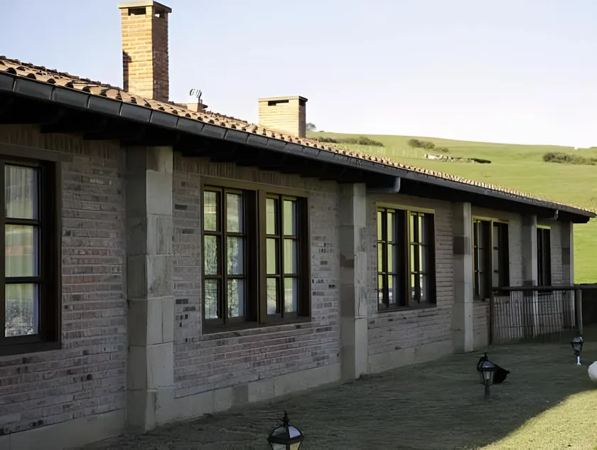 Posada La Roblera - Image 1