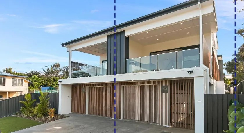Grandview Villa Kingscliff - Oceanview Tri-level Villa by uHoliday - Image 1