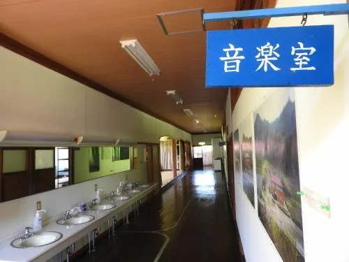 Mountain Village Life Lodging Experience Facility - Image 1