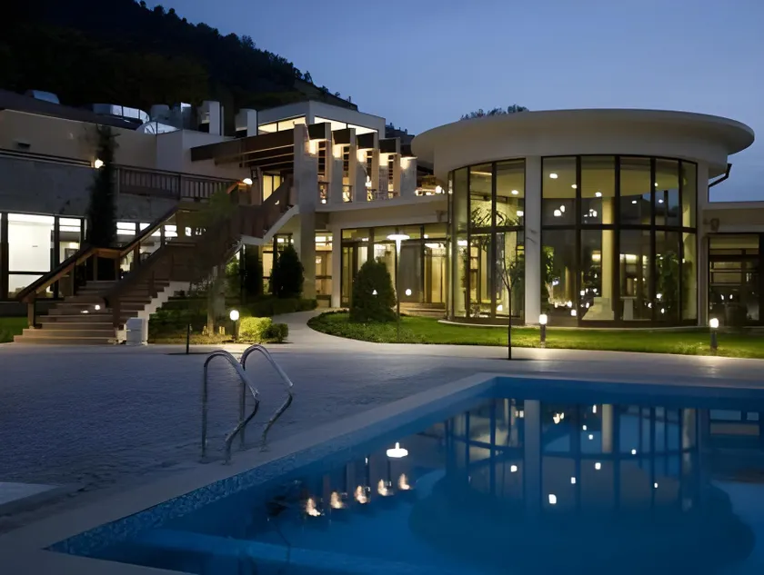 Pirin Park Hotel - Image 1