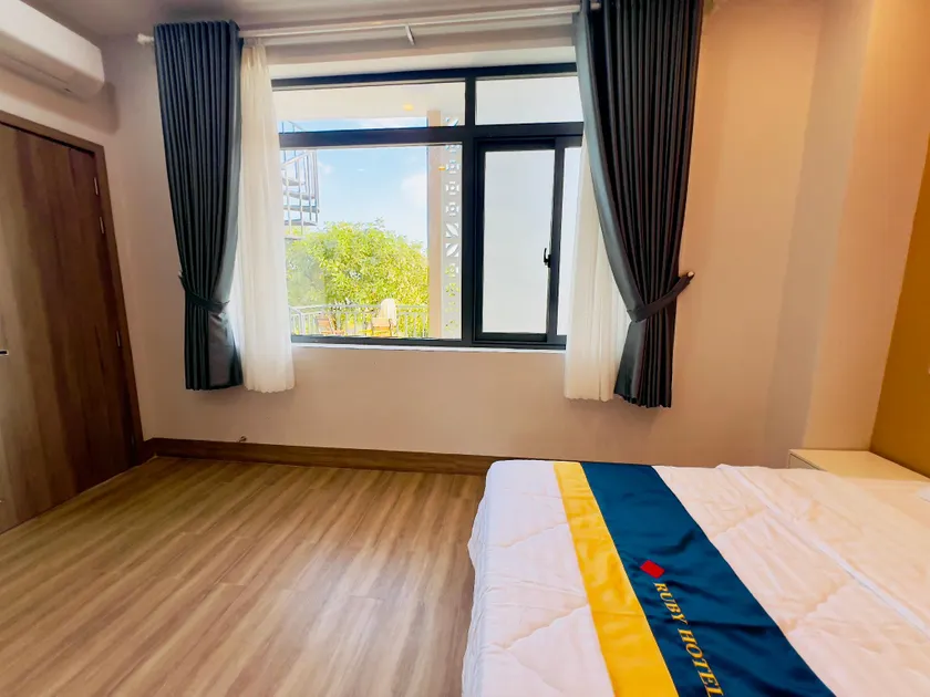 Ruby Hotel - Image 1
