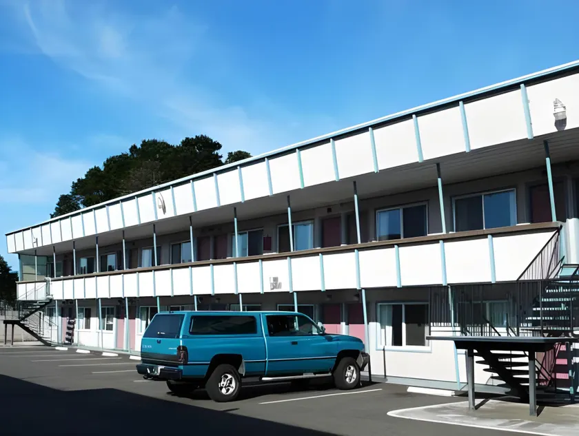 Discovery Inn - Eureka - Image 1