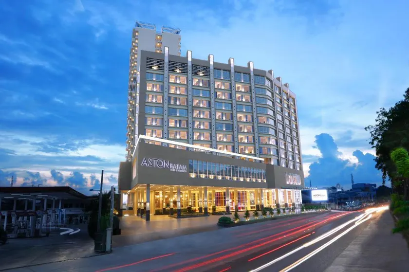 Apartment Pelita Batam Floor 9 no 1 3 Bedroom with 2 Balcony - Image 1