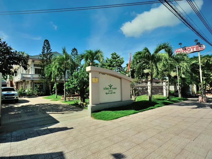 Dong Xanh Hotel - Image 1