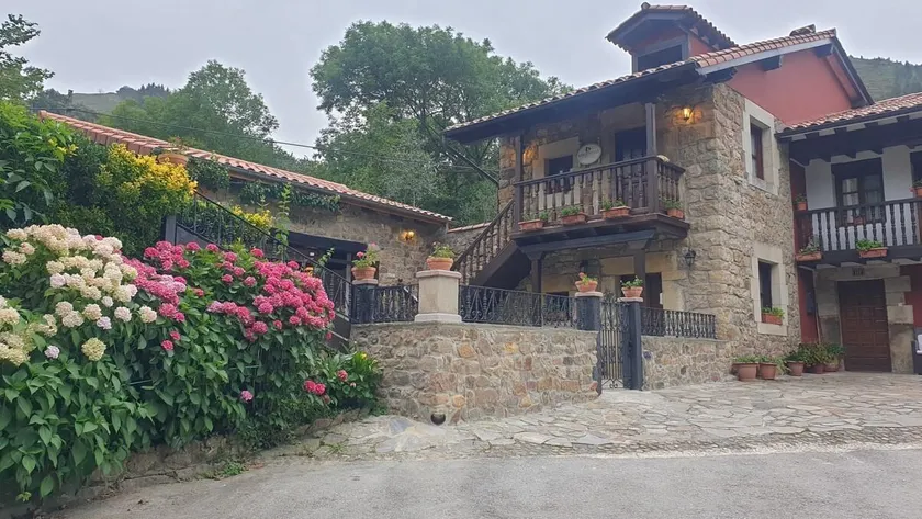 Casa Caborzal - Image 1