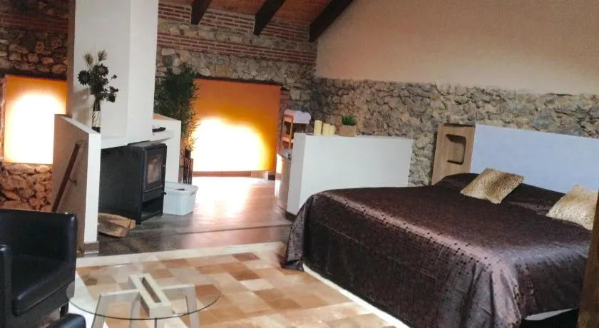 Estudio Sonido y Jacuzzi - Image 1