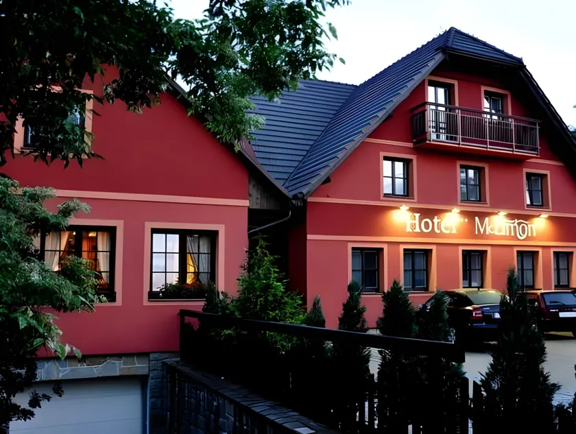 Hotel McLimon - Image 1