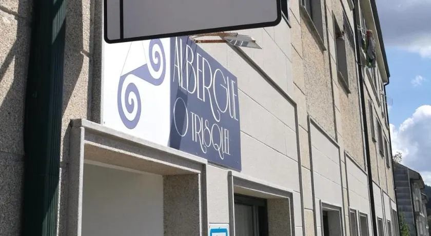Albergue O Trisquel - Image 1