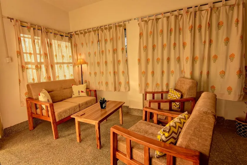 Villa 10 Para - 2BHK Cozy Balcony Suite  (4 Pax) - Image 1