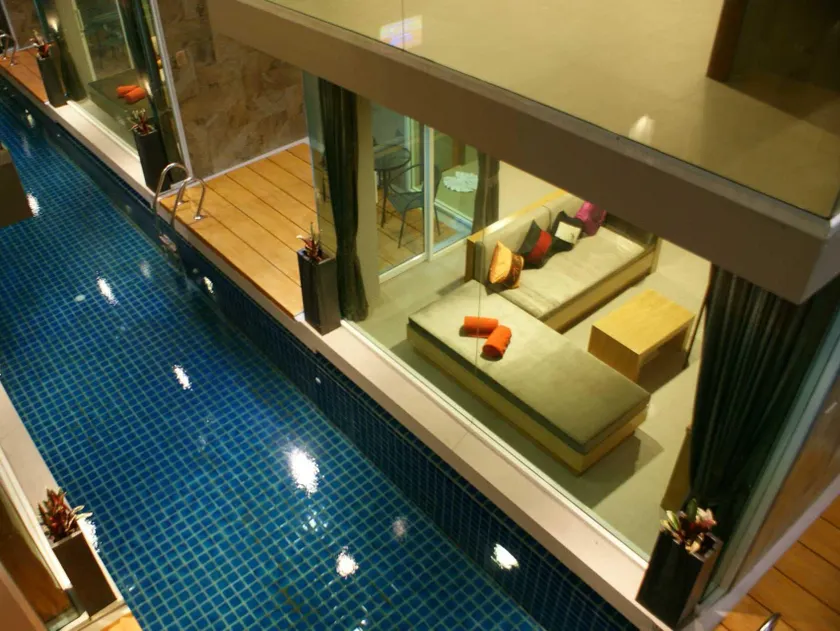 P10 Samui - Image 1