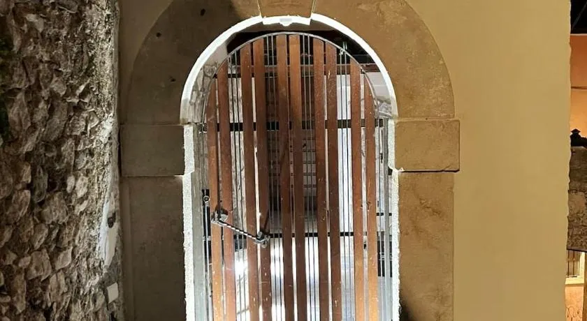 Casa nel Castello - Image 1