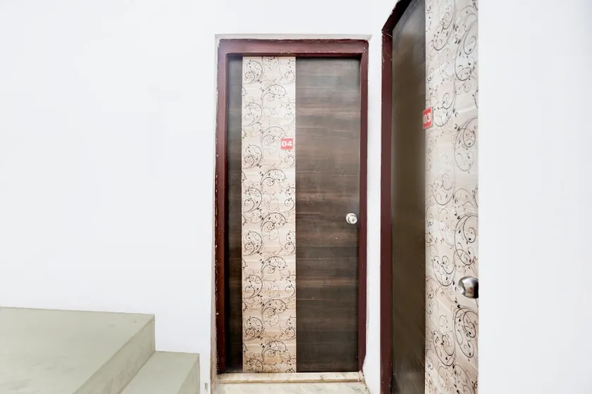 Hotel O Deluxe United Corporate Home - Image 1