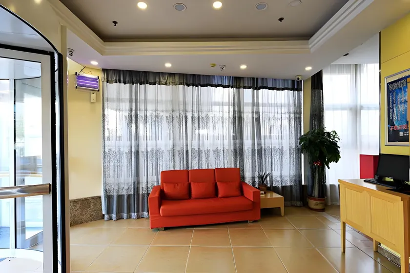 Home Inn Tianjin West Railway Station Northwest Corner Jieyuan Road - Image 1