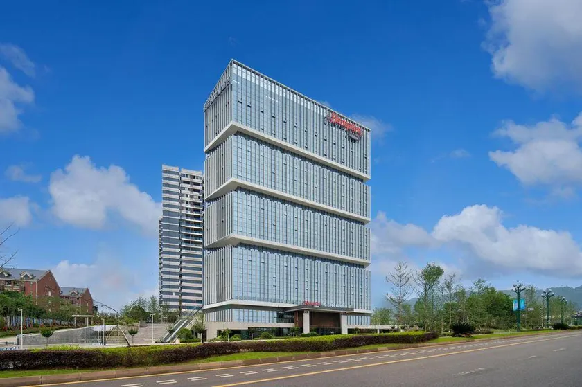 Hampton by Hilton Yibin University Town - Image 1