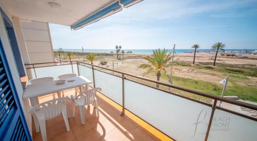 R154 Apartamento Frente al Mar en Coma-Ruga 3 - Image 1