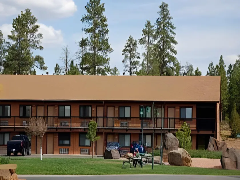 Bryce View Lodge Part of the Ruby's Inn Resort - Image 1