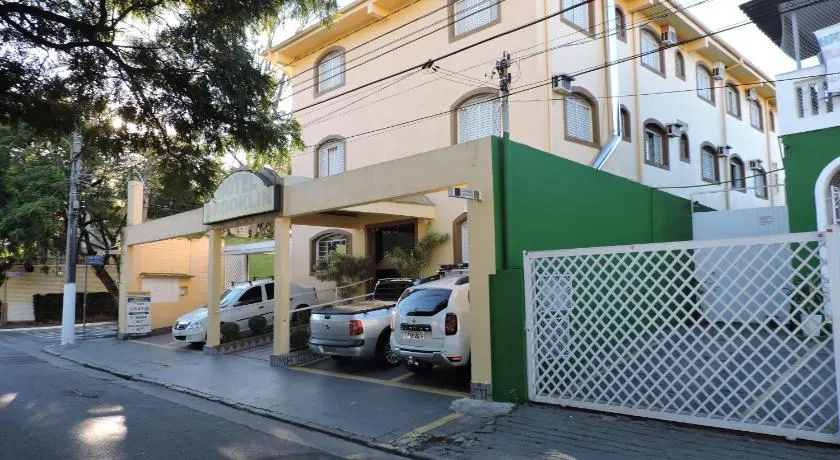Hotel Brooklin - Image 1