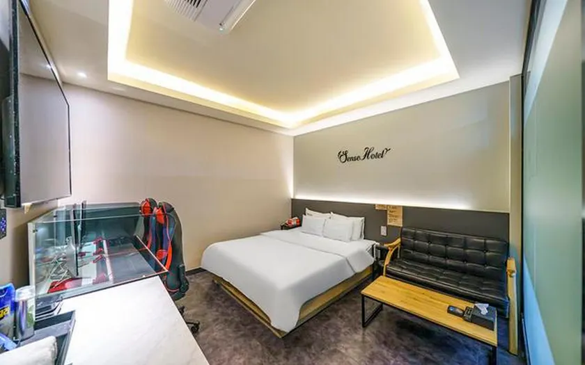 Ansan Hotel Sense - Image 1
