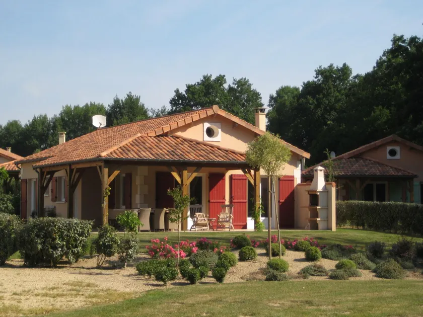 Villa with fire place in Loire region - Image 1