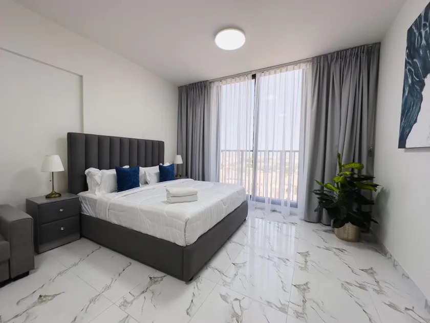 Studio Apartment with Balcony Al Hamra Marina - Image 1