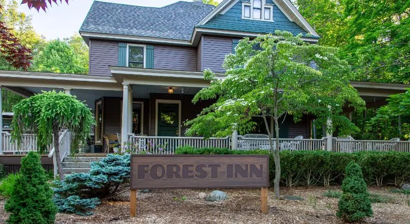 Forest Inn of Saugatuck - Image 1
