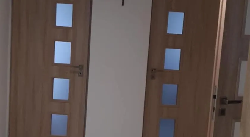 Pokoje do wynajęcia w domku - Image 1