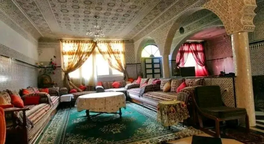 Riad Nabila - Image 1