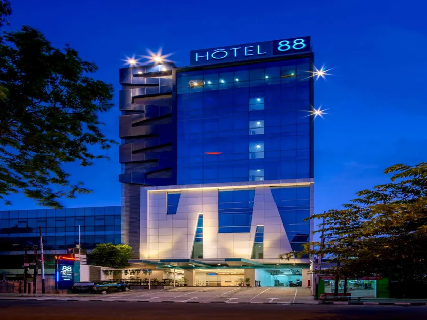 Hotel 88 Grogol by WH - Image 1