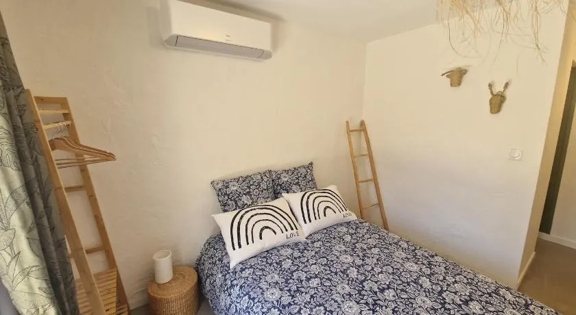 Chambre indépendante avec sdb, cuisine et terrasse - Image 1