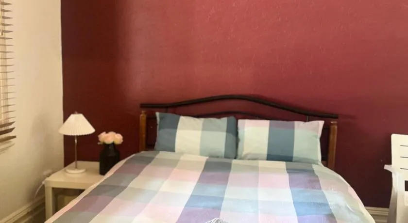 Commercial Hotel Dowerin - Image 1