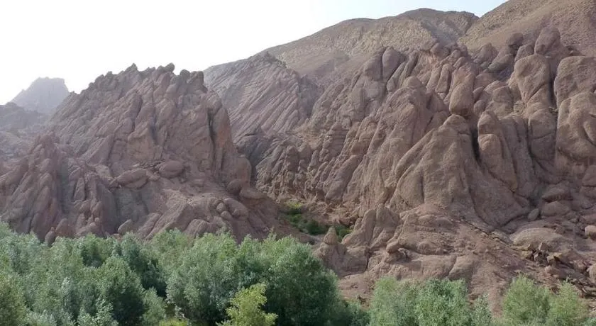 Red Rocks Guest House - Image 1