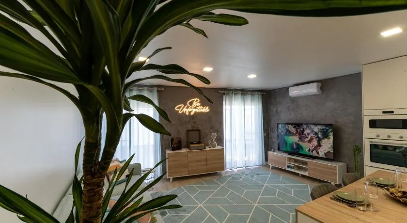 Appartement avec internet haut débit et terrasse | Vue rivière - Image 1